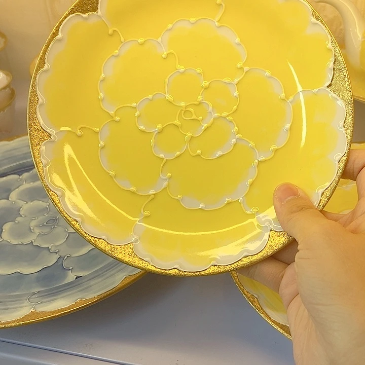 瓷片The first thing