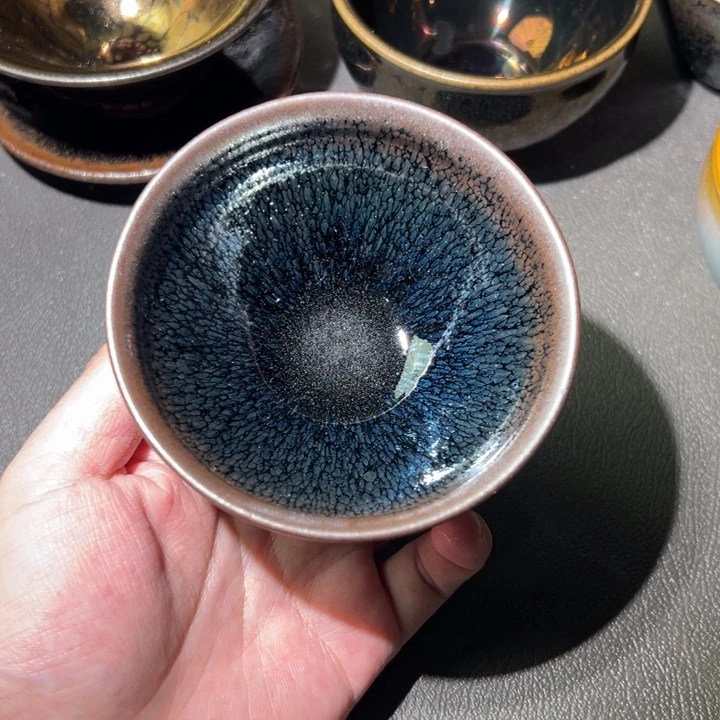 茶盏你在那里上班呀现在