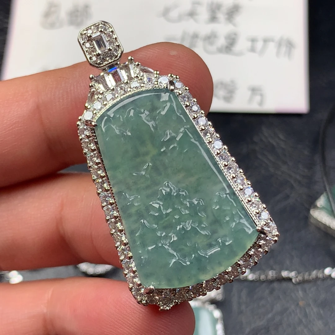 颈饰未镶嵌翡翠山水