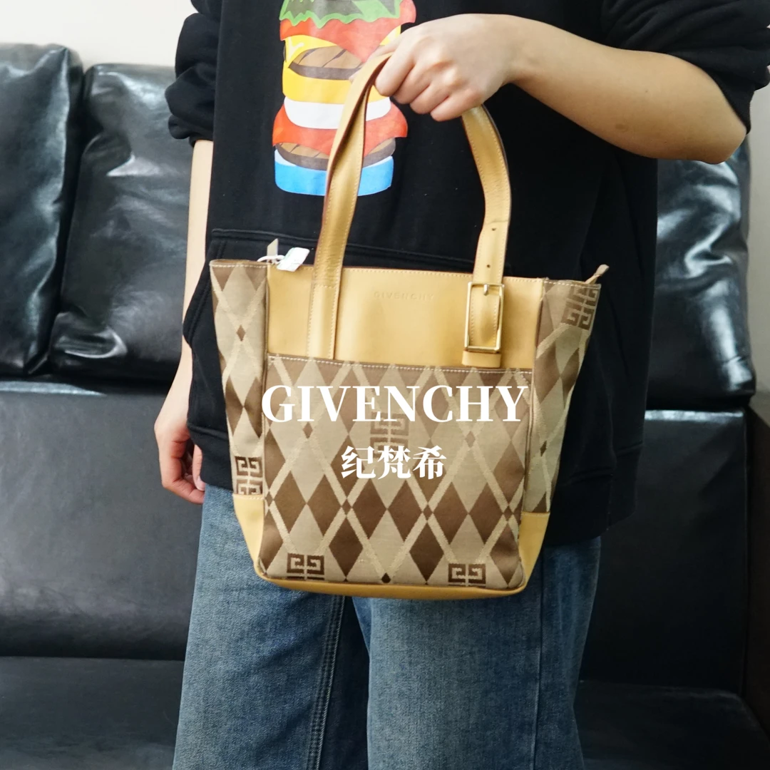 95新 Givenchy/纪梵希 拼皮手提包/WJ01412978/2978