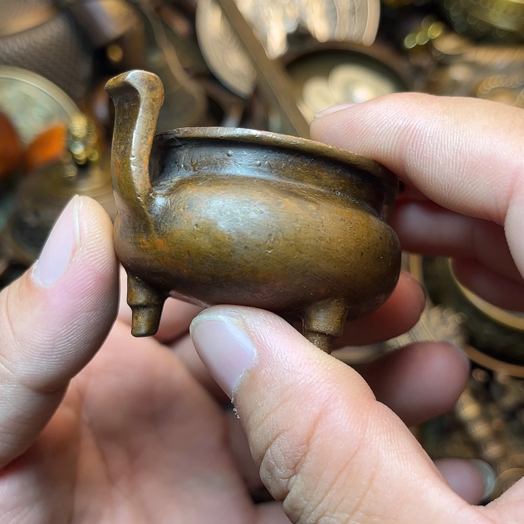 精美铜器工艺品等