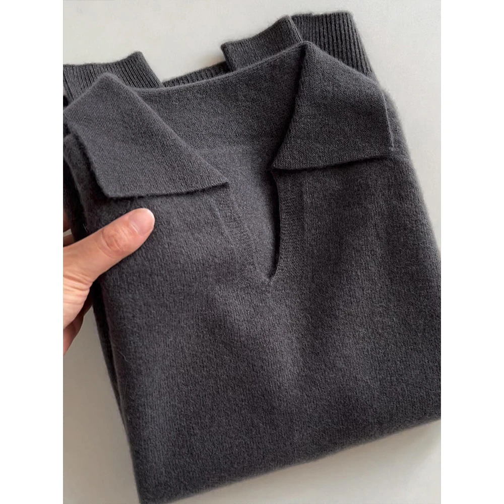 今年流行！深灰色翻领毛衣女2025秋冬新款高级感套头百搭软糯上衣