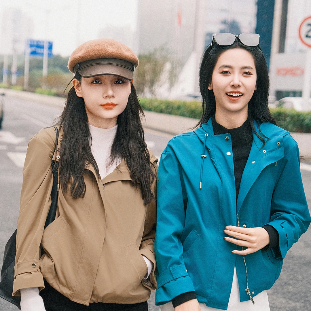 谭飞行云风衣早春新款时髦洋气百搭连帽宽松短款外套女