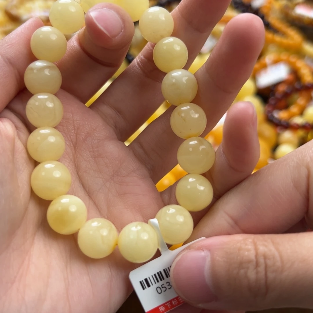 未镶嵌琥珀珠宝奇石