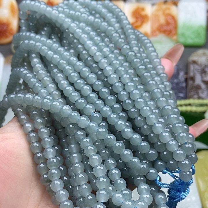 石英岩玉未镶嵌颈饰