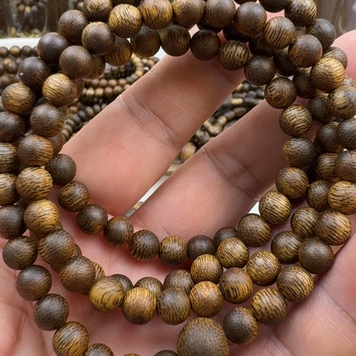 沉香手串张勺子手串12克