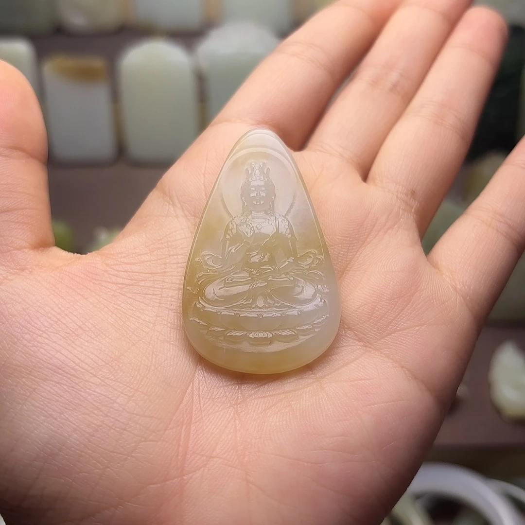 和田玉未镶嵌挂件