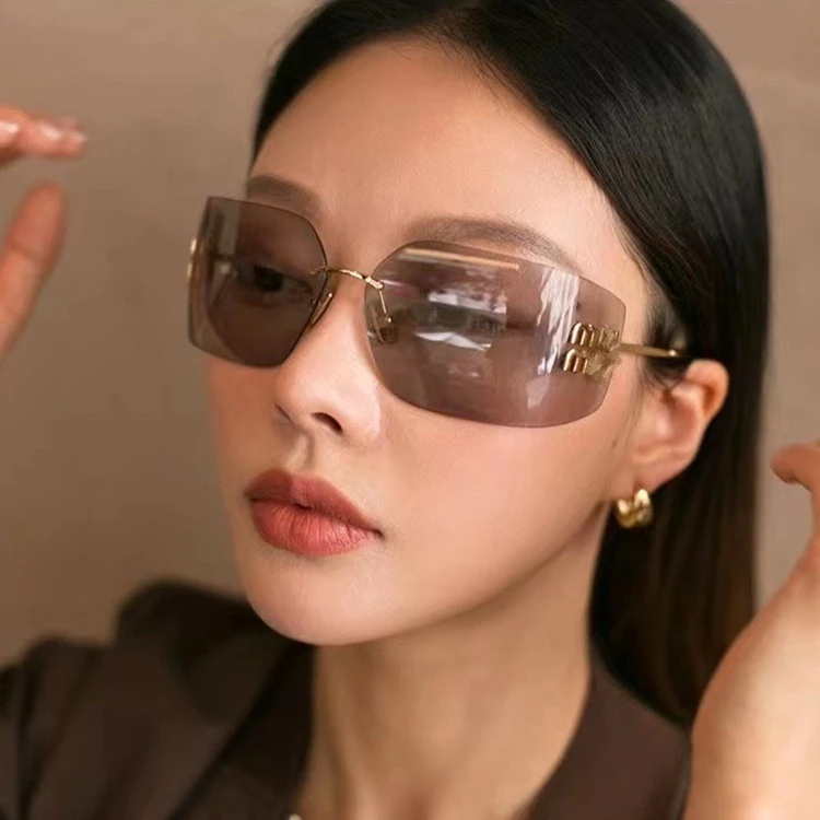 M家无框紫色护眼防晒美颜墨镜女士太阳镜拍照曲面大框太阳眼镜潮