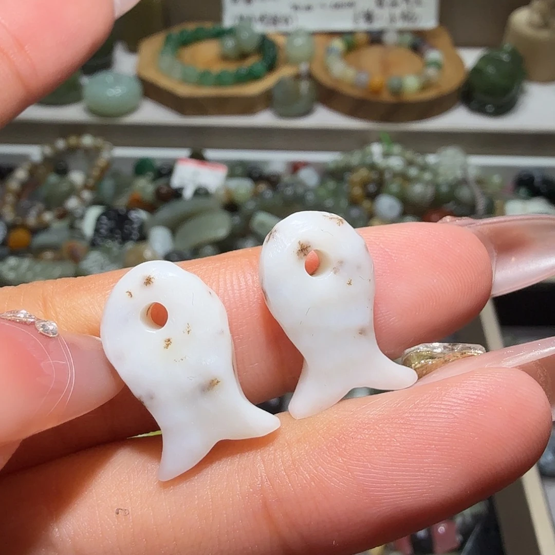 和田玉未镶嵌珠宝奇石