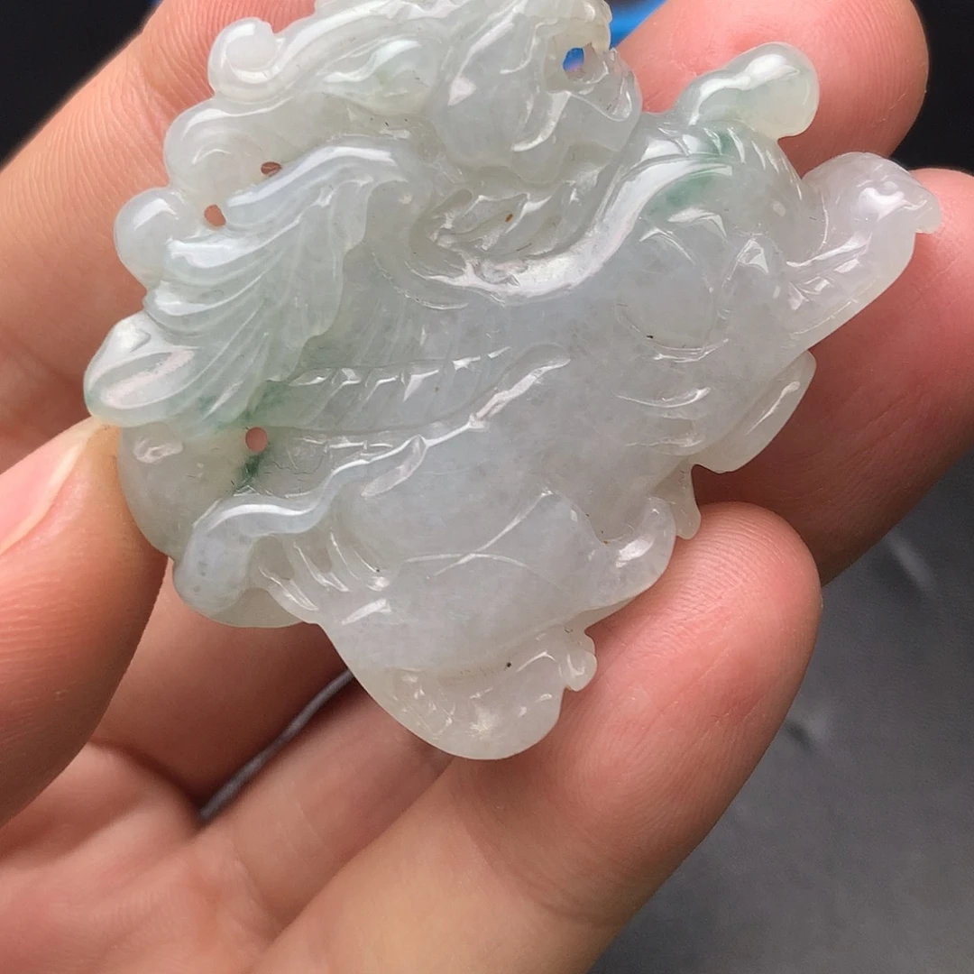 翡翠未镶嵌颈饰翡翠首饰和翡翠
