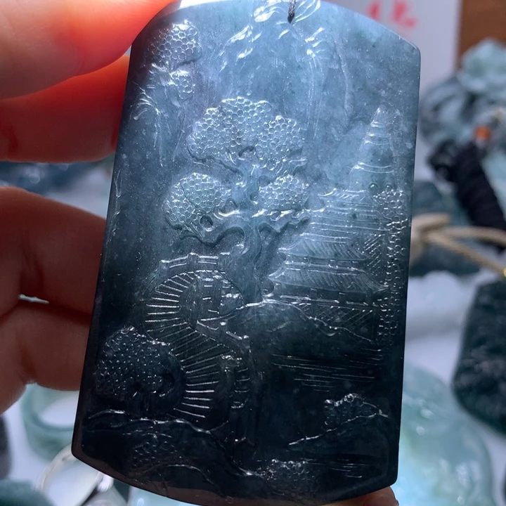 翡翠颈饰未镶嵌保真天然A货翡翠