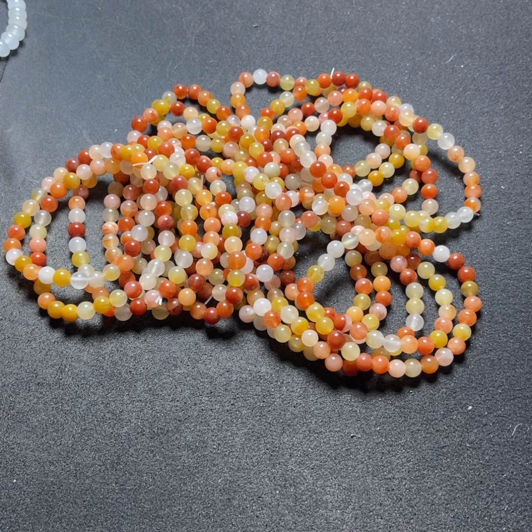 颈饰未镶嵌石英质玉我**静