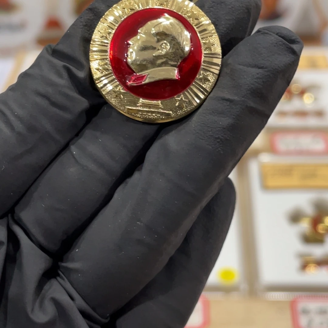 合金辉达利红色收藏