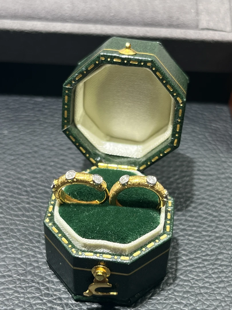 18K金天然钻石耳饰  主石0.30ct