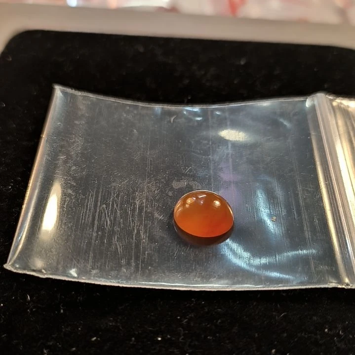 段***爷石英岩玉未镶嵌戒面