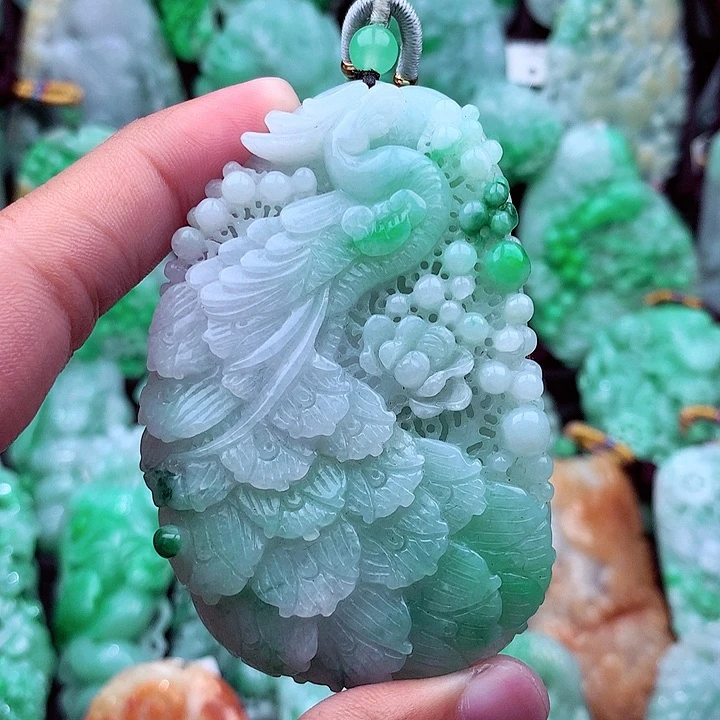 翡翠吊坠(不含链)未镶嵌