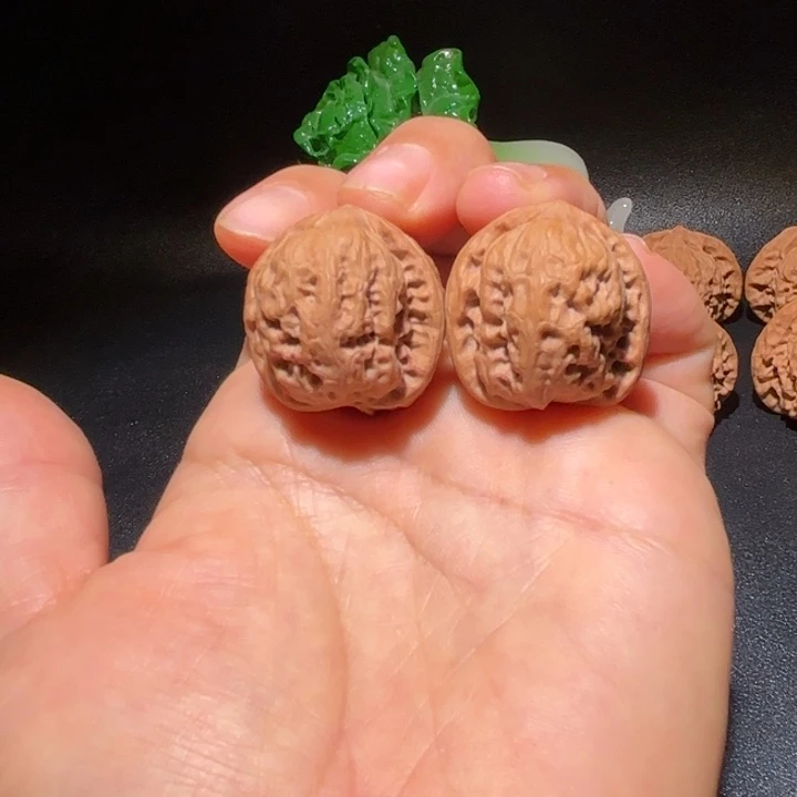 菩提籽类文玩核桃吊坠野狼28