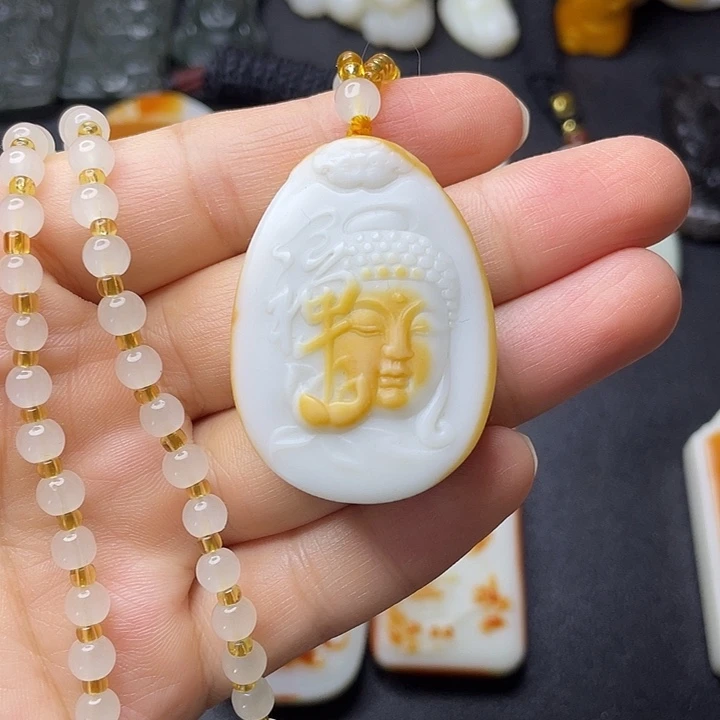 和田玉未镶嵌颈饰