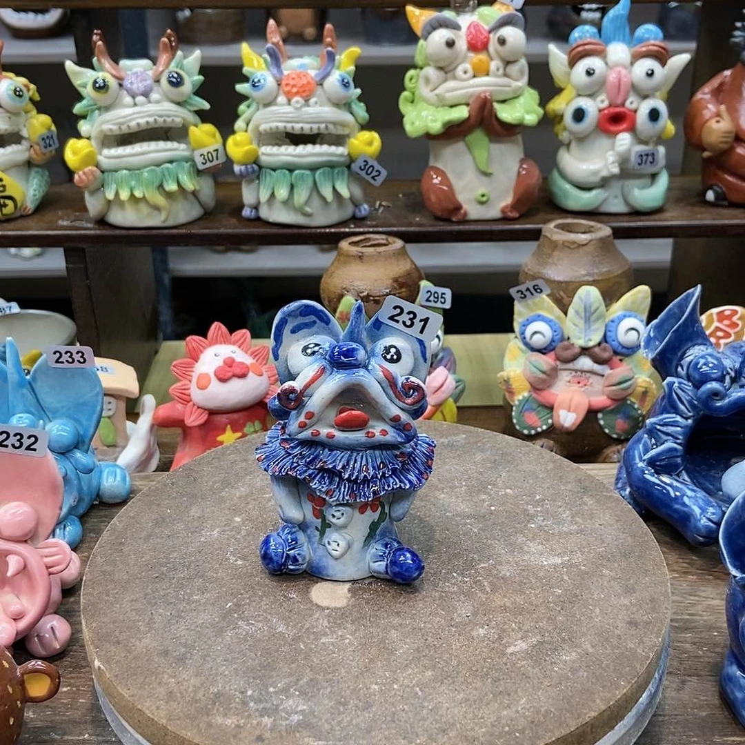 摆件直播间手工抽象陶瓷摆件231