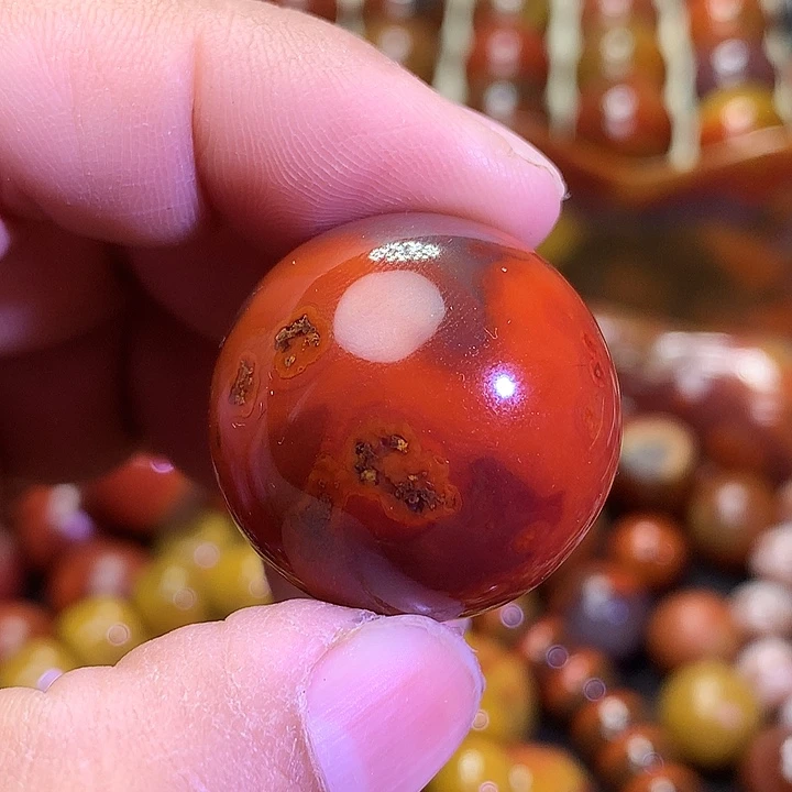荣***佛玛瑙/玉髓未镶嵌珠宝奇石