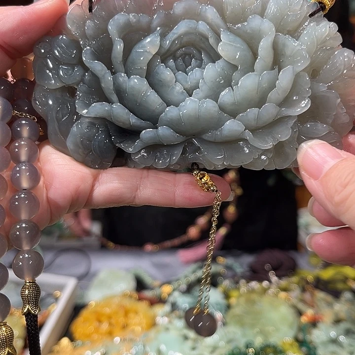 未镶嵌岫玉毛衣链