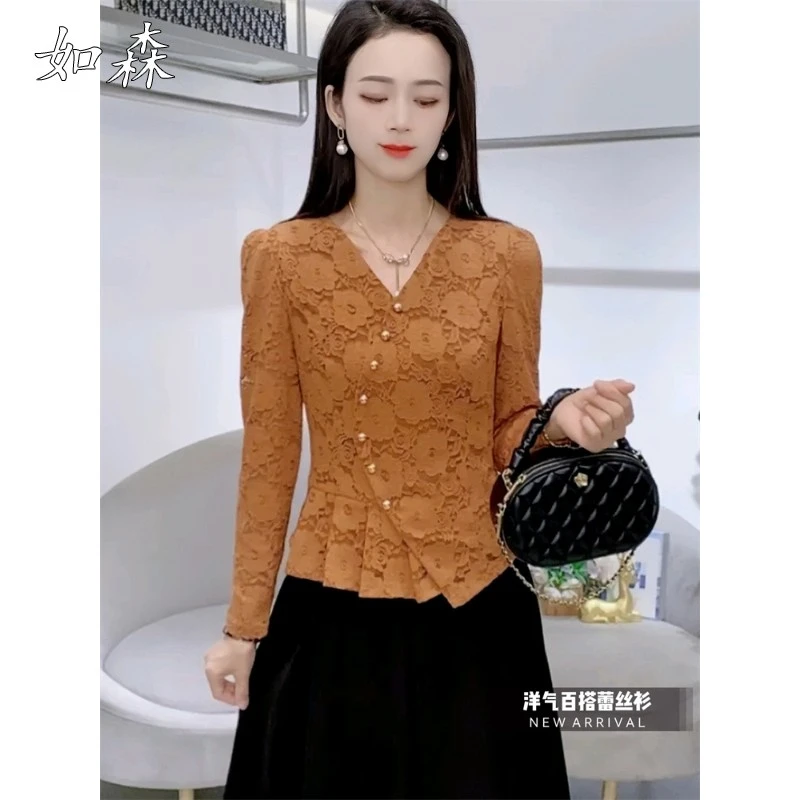 法式V领蕾丝女式春秋季新款洋式减龄长袖下摆衬衫百搭西式上衣
