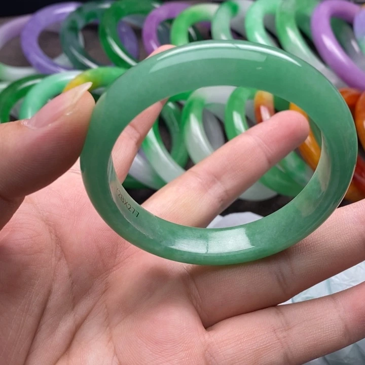 ****枝仿水晶非金属高端手镯07