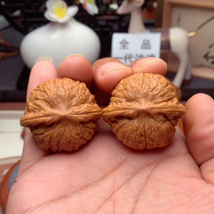 文玩核桃把件开播福利大夜明珠10号