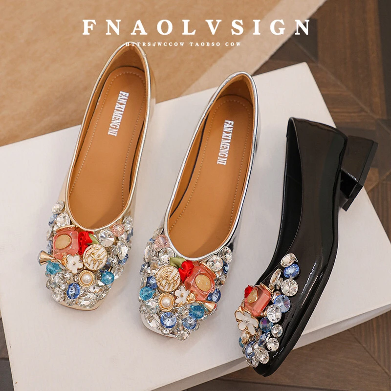 方头平底水钻单鞋女2025春季新款仙女风粗跟豆豆鞋不累脚大码女鞋