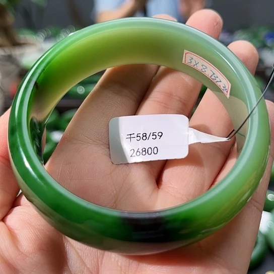 和田玉（碧玉）手镯未镶嵌