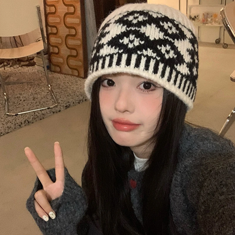 冬季复古拼色菱形格子针织毛线帽女2025年秋冬显脸小包头冷帽保暖