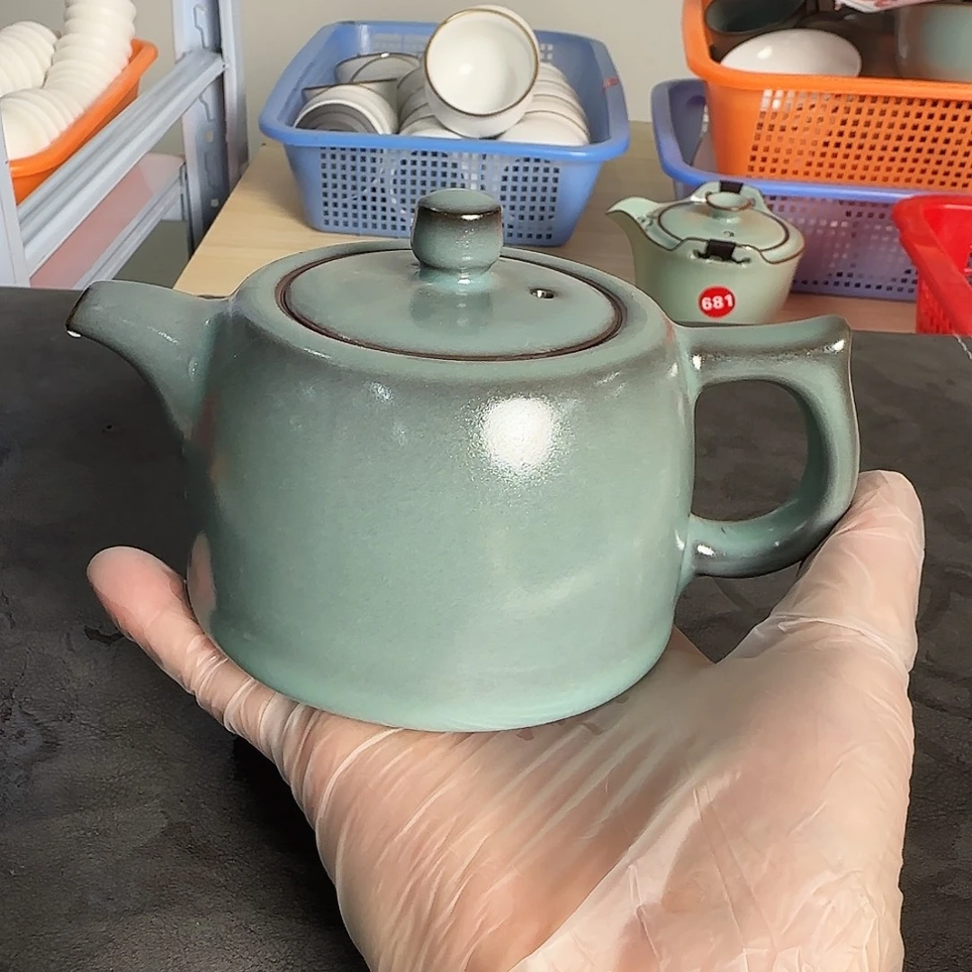 瓷片开播浮力，小小微瑕。