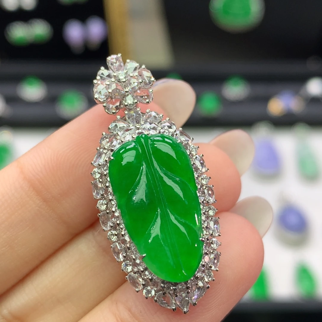 翡翠18K金镶嵌吊坠(不含链)