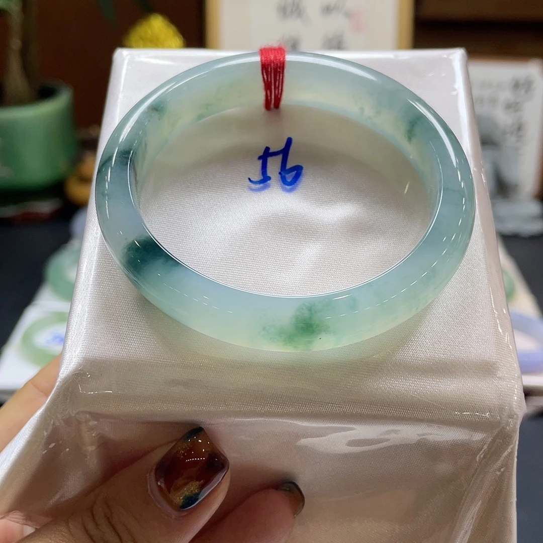 翡翠未镶嵌手镯11号