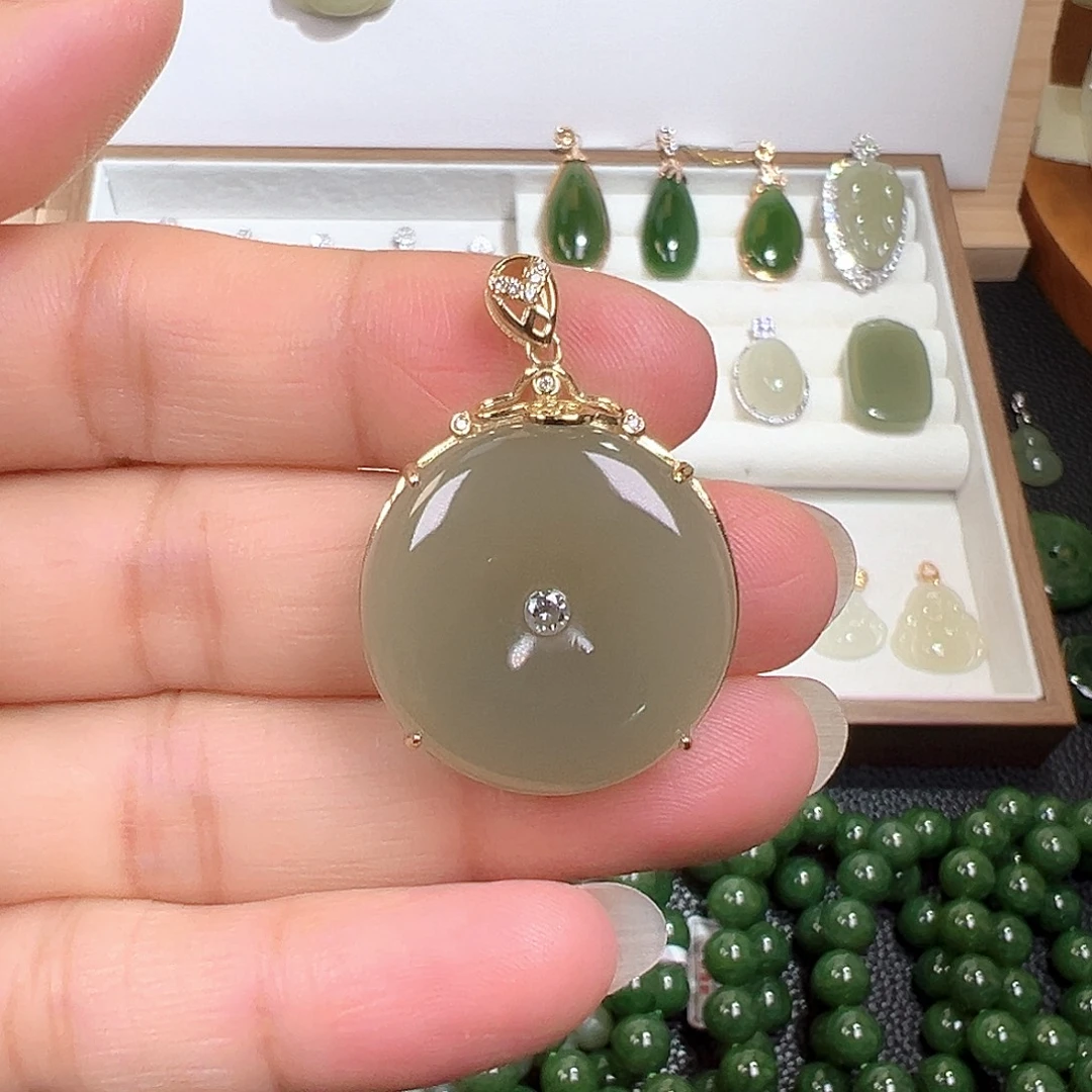 和田玉银S925镀金镶嵌颈饰