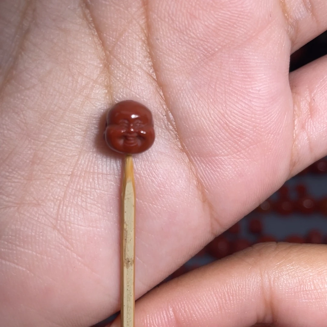 未镶嵌弥勒佛7.9mm南红玛瑙