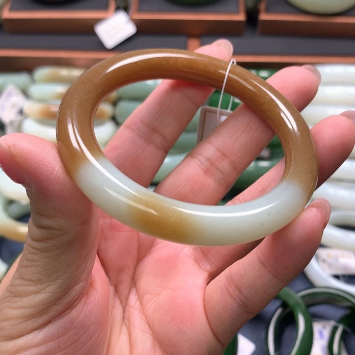 【闪购商品】未镶嵌手镯和田玉16