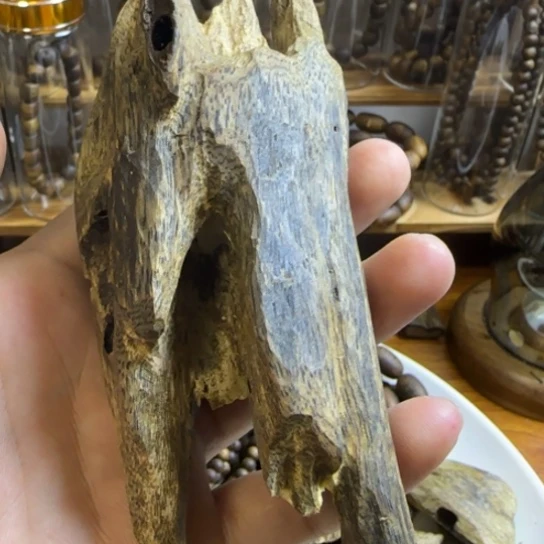 沉香木沉香碎屑绿棋楠沉香高油虫漏料70克