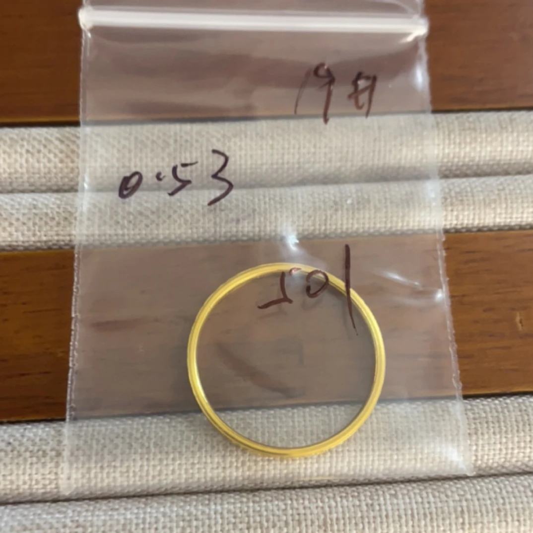 克重0.53 19号 碎冰冰戒指 足金999