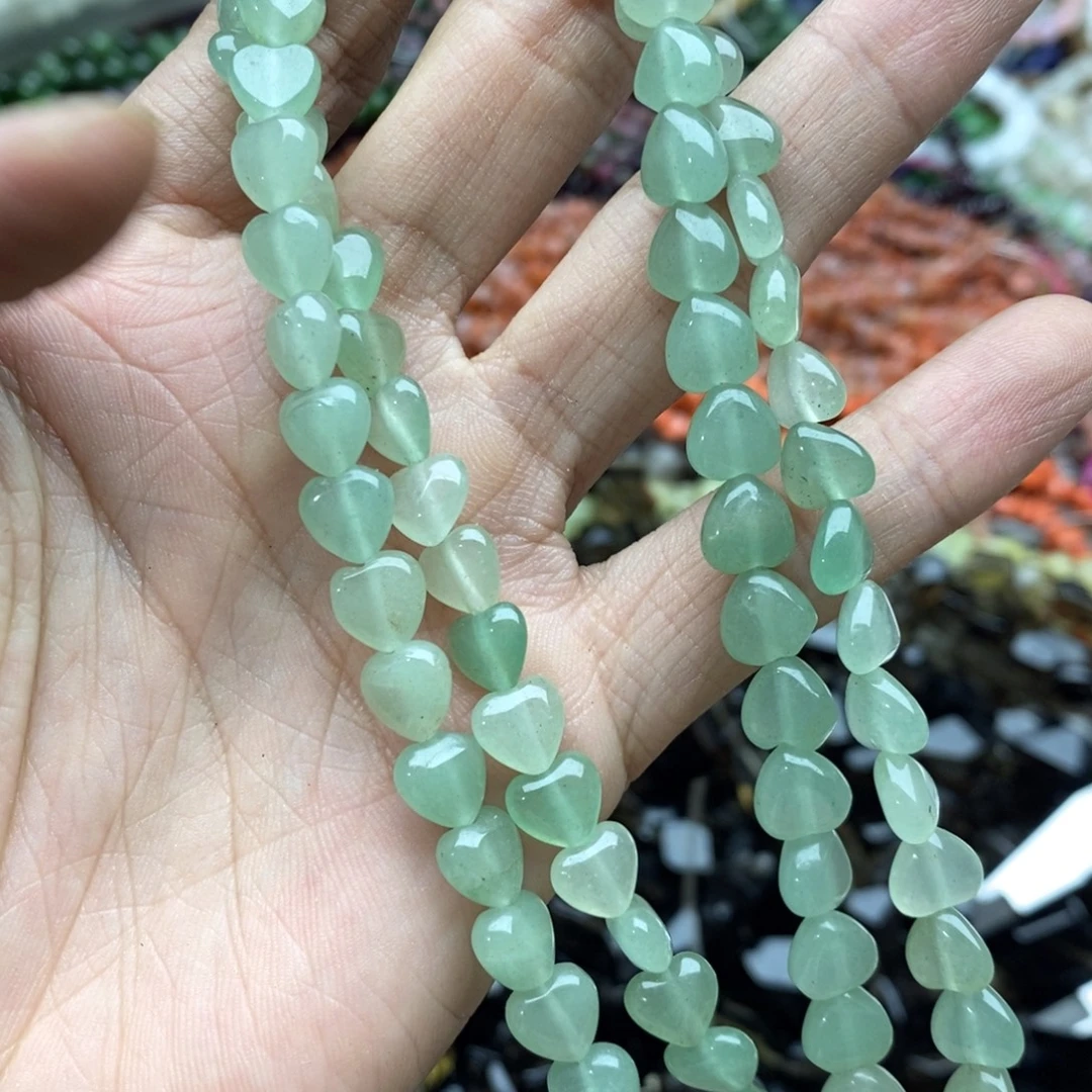 玛瑙/玉髓未镶嵌珠宝半成品一条天然8mm绿东岭玉爱心