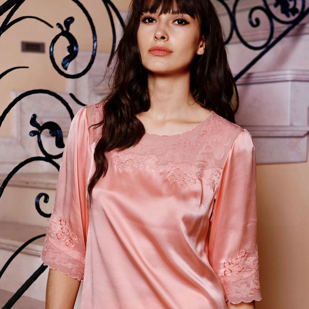 （绣花睡衣）重磅真丝绣花上下套D-2095