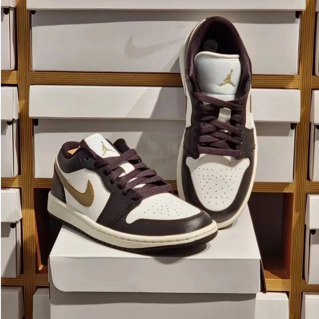NIKE耐克 Air Jordan 1 男女同款棕色金钩低帮休闲板鞋官方正品