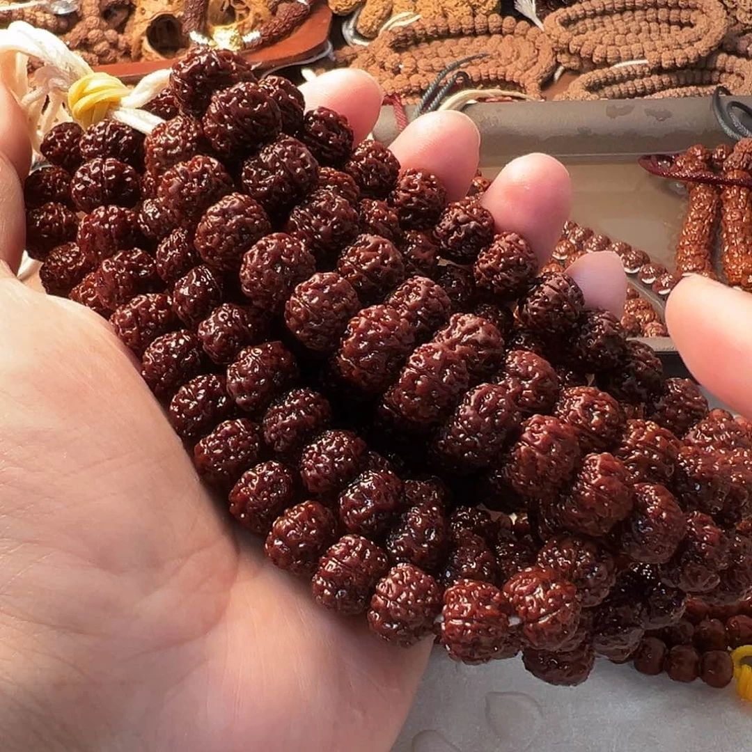 金刚菩提吊坠平细手持11-12