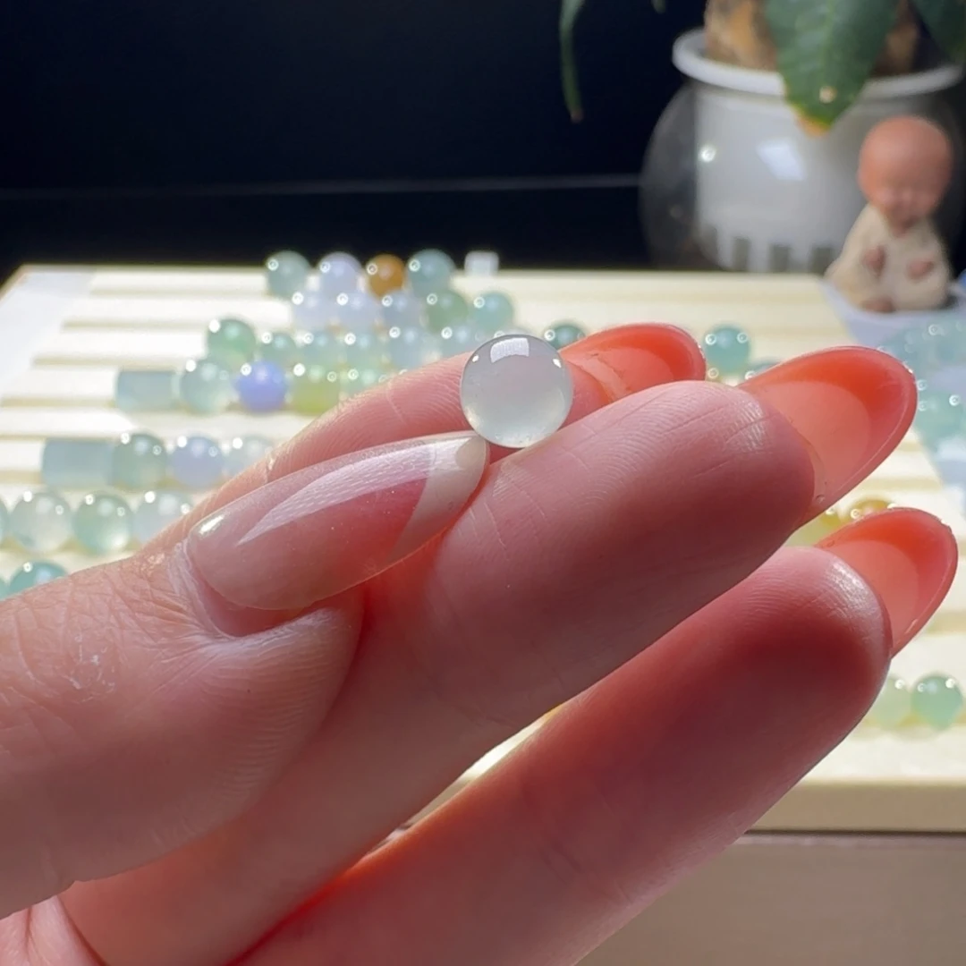 定制翡翠未镶嵌翡翠卡7.3