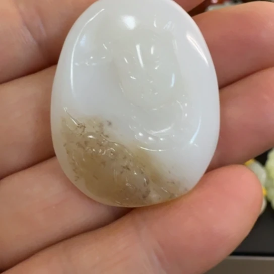 和田玉（糖玉）未镶嵌颈饰