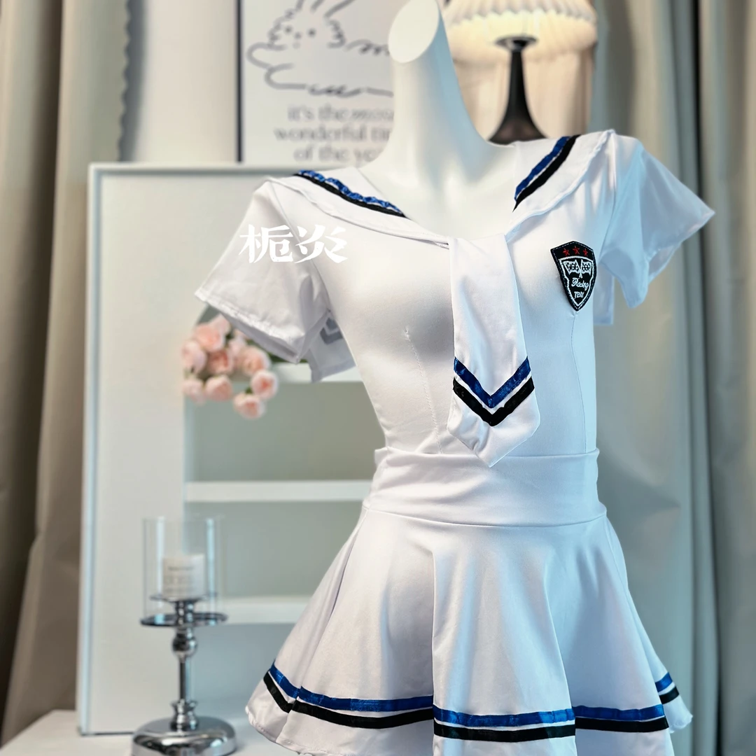 栀炎【80-135】性感短裙圆领睡裙学院风百褶显瘦动漫