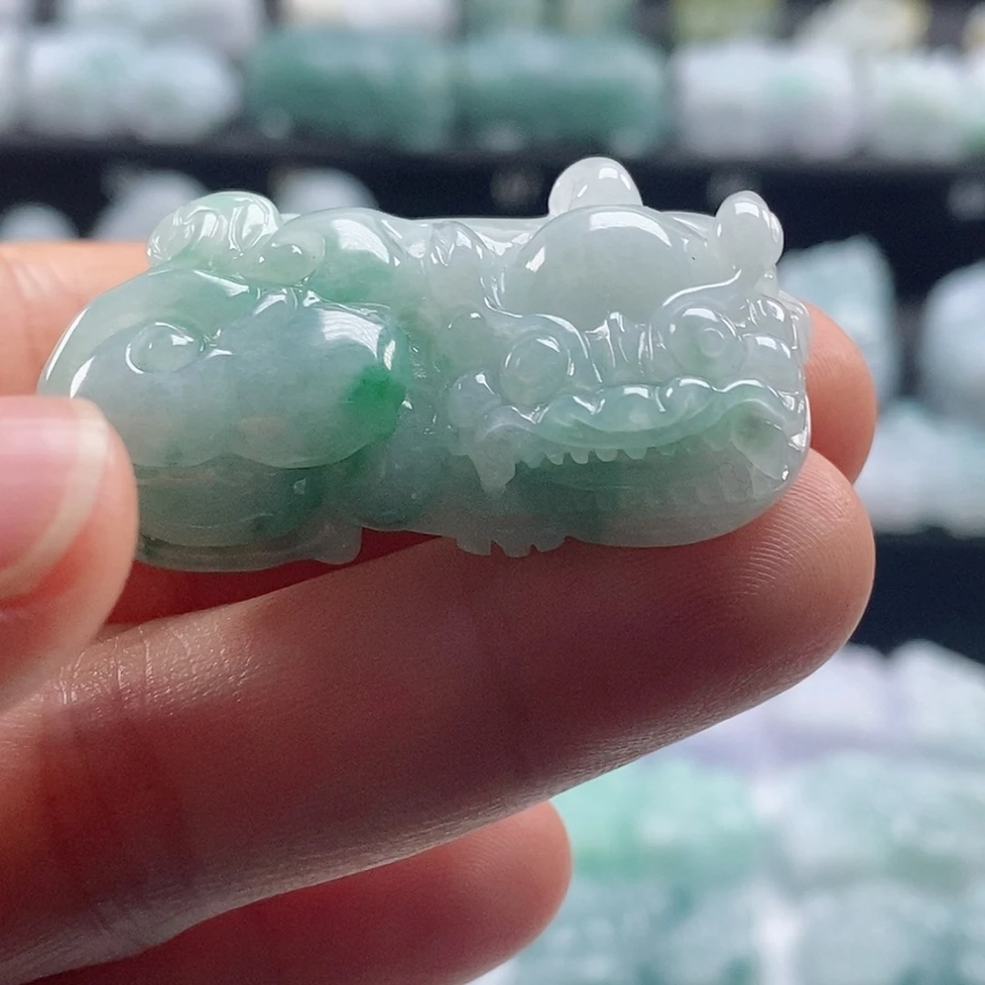 颈饰未镶嵌翡翠翡翠貔貅
