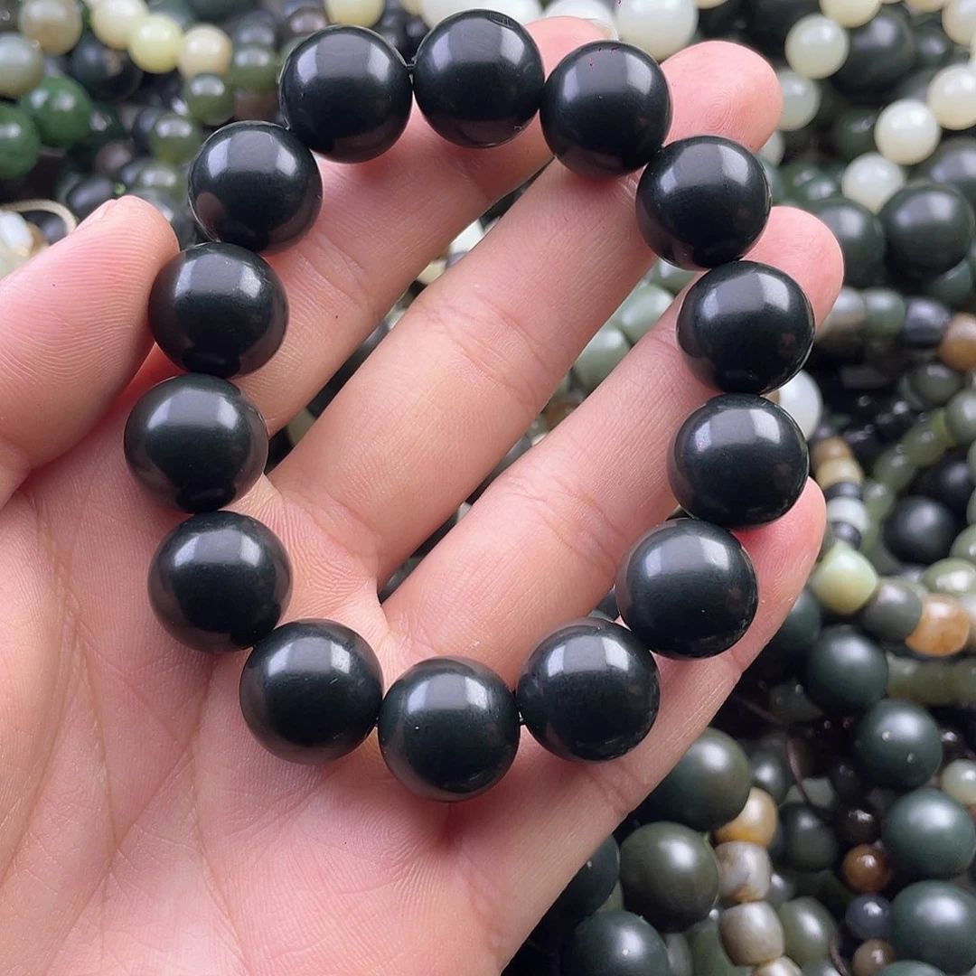 和田玉手串未镶嵌