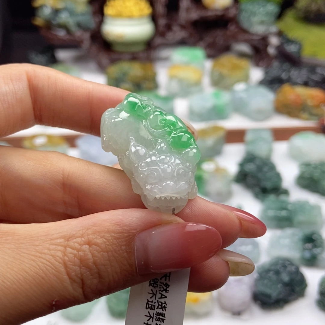 颈饰未镶嵌翡翠A8 冰胶阳绿如意貔貅