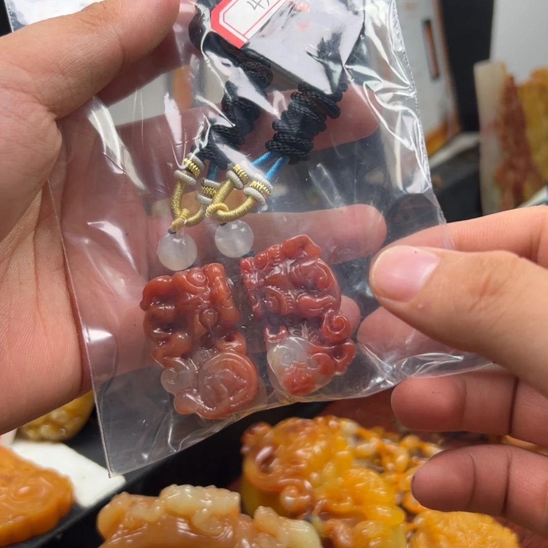 石英质玉（黄龙玉）未镶嵌多样性发货，发其一